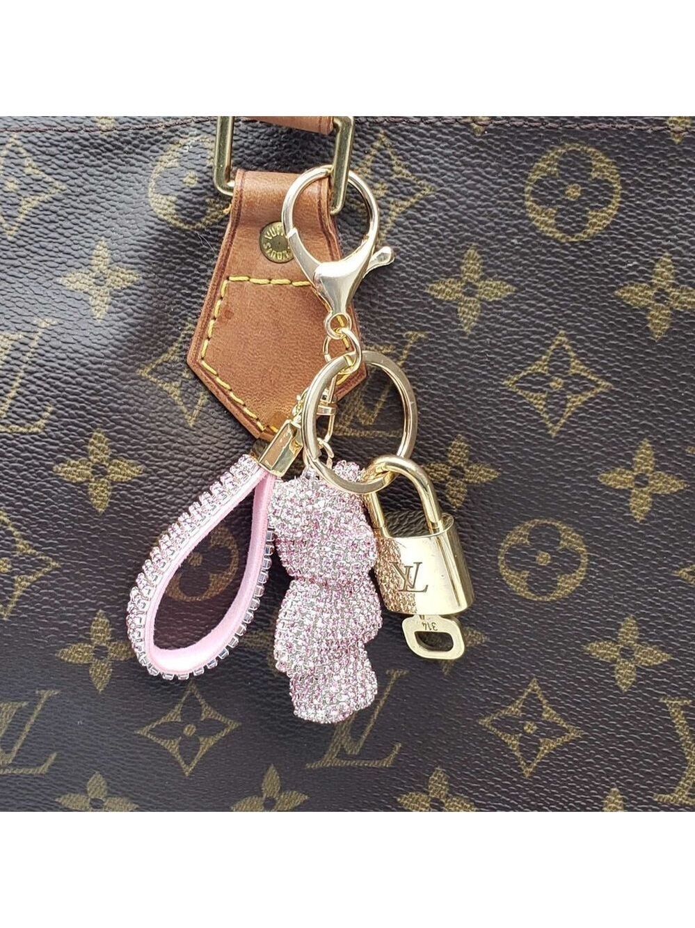 Louis Vuitton Lock and Key Keycharm - Picture 6 of 6